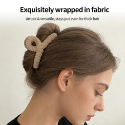 Plush Hair Claw Clip for Women, 2025 New Arrival, High-End Autumn/Winter Large Hair Clip for Updos, Suitable for Thick Hair, Fuzzy Hair Clip Headwear